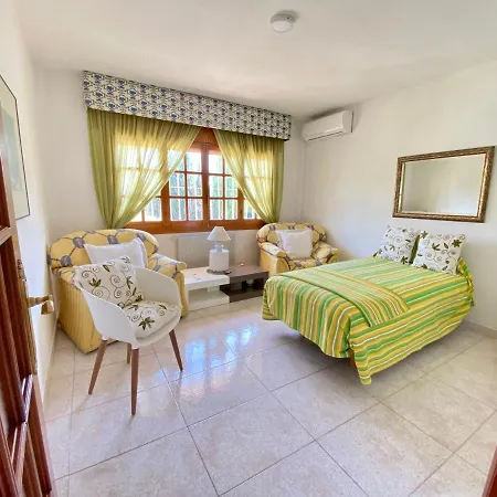 Villa Stunning 5 Bed La Font, Private Pool